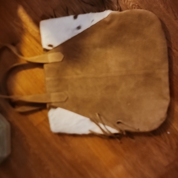 Tote purse. Can be worn on shoulder. All leather, suede. - Picture 5 of 5